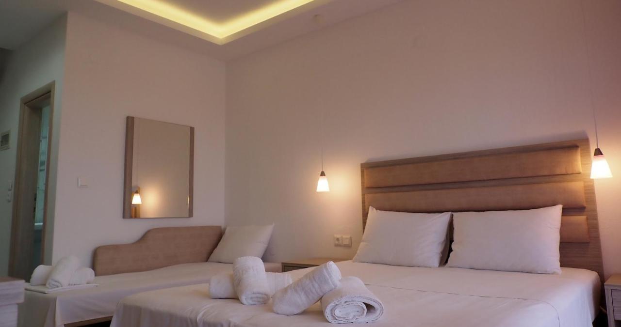 Valiant Sea Aparthotel กริโอปียี ภายนอก รูปภาพ
