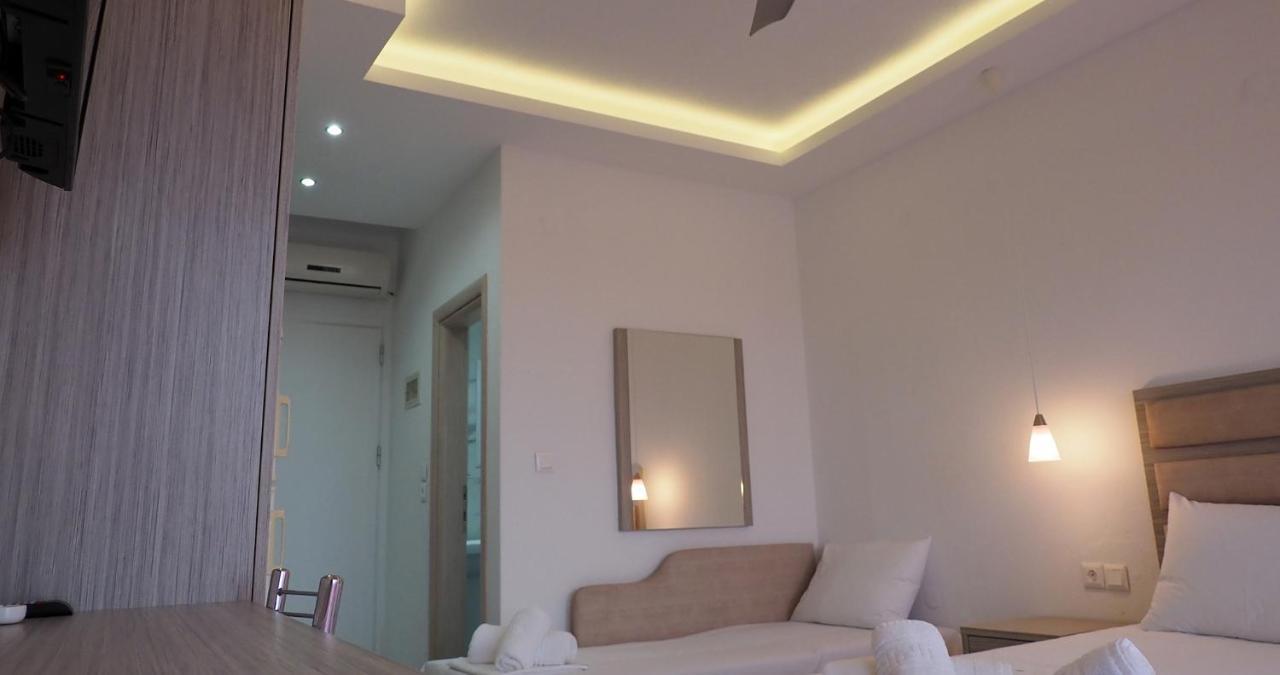 Valiant Sea Aparthotel กริโอปียี ภายนอก รูปภาพ