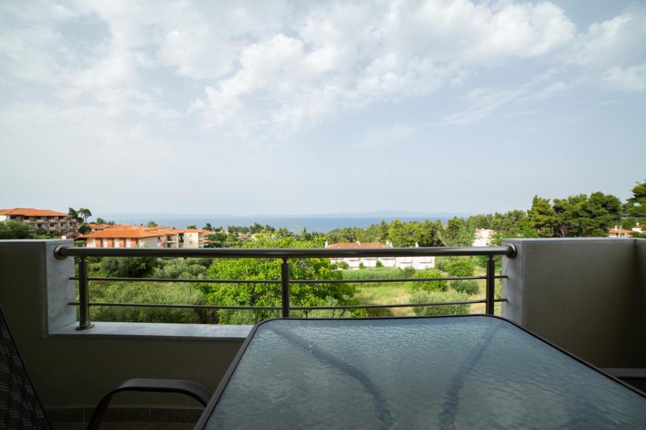 Valiant Sea Aparthotel กริโอปียี ภายนอก รูปภาพ